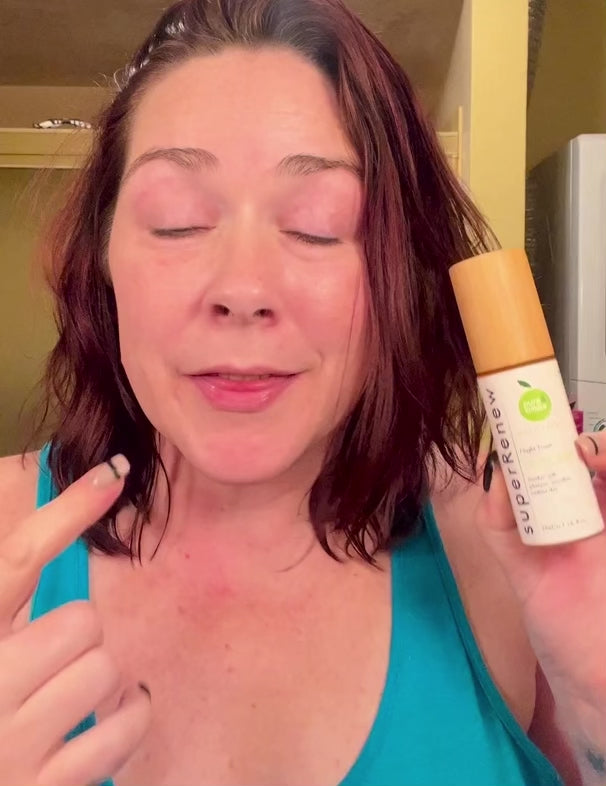 Load video: superRenew - Night Treat Face Oil